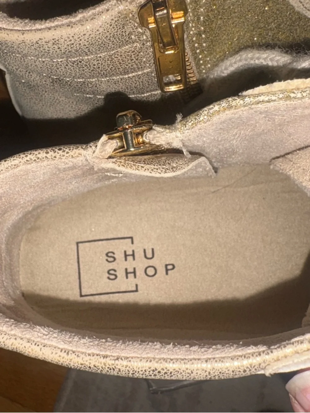 NWT Shu Shop Roxanne Gold Distressed Sneaker Size 8